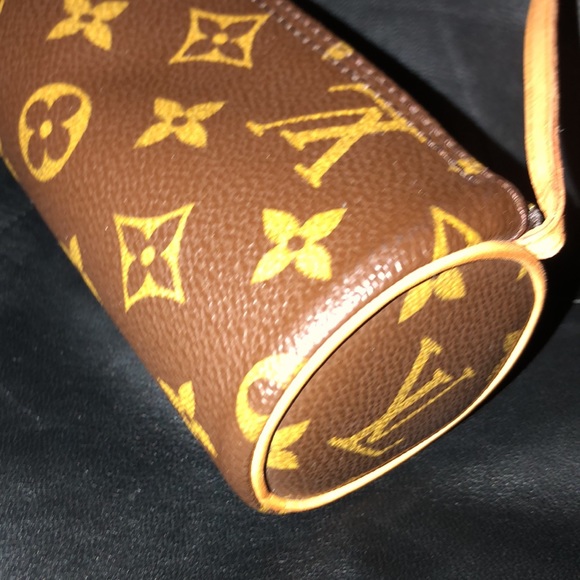 LOUIS VUITTON MINI PAPILLON. ~*SOLD*~ - Picture 3 of 5